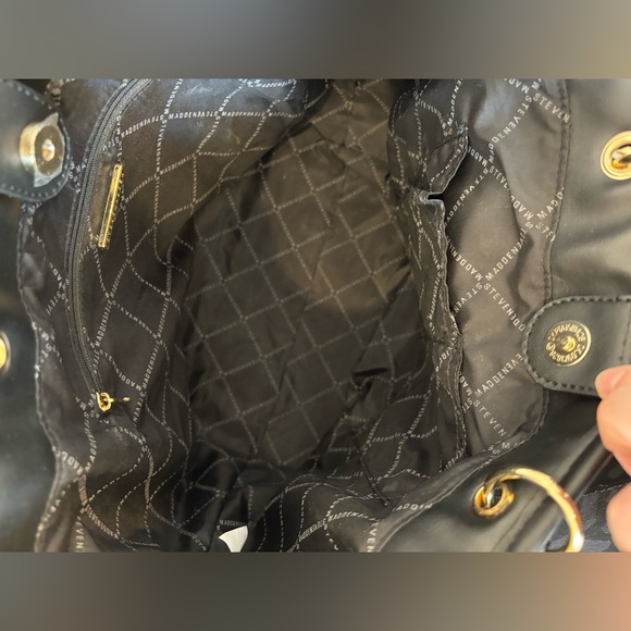 Steve Madden TikTok Women’s BJEWEL handbag black with coin purse and zip-pouch - Picture 10 of 12